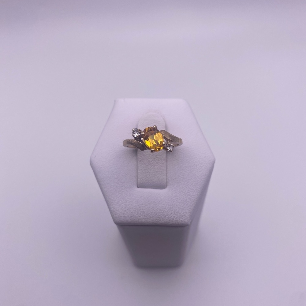 10k yellow gold citrine and white topaz ring
